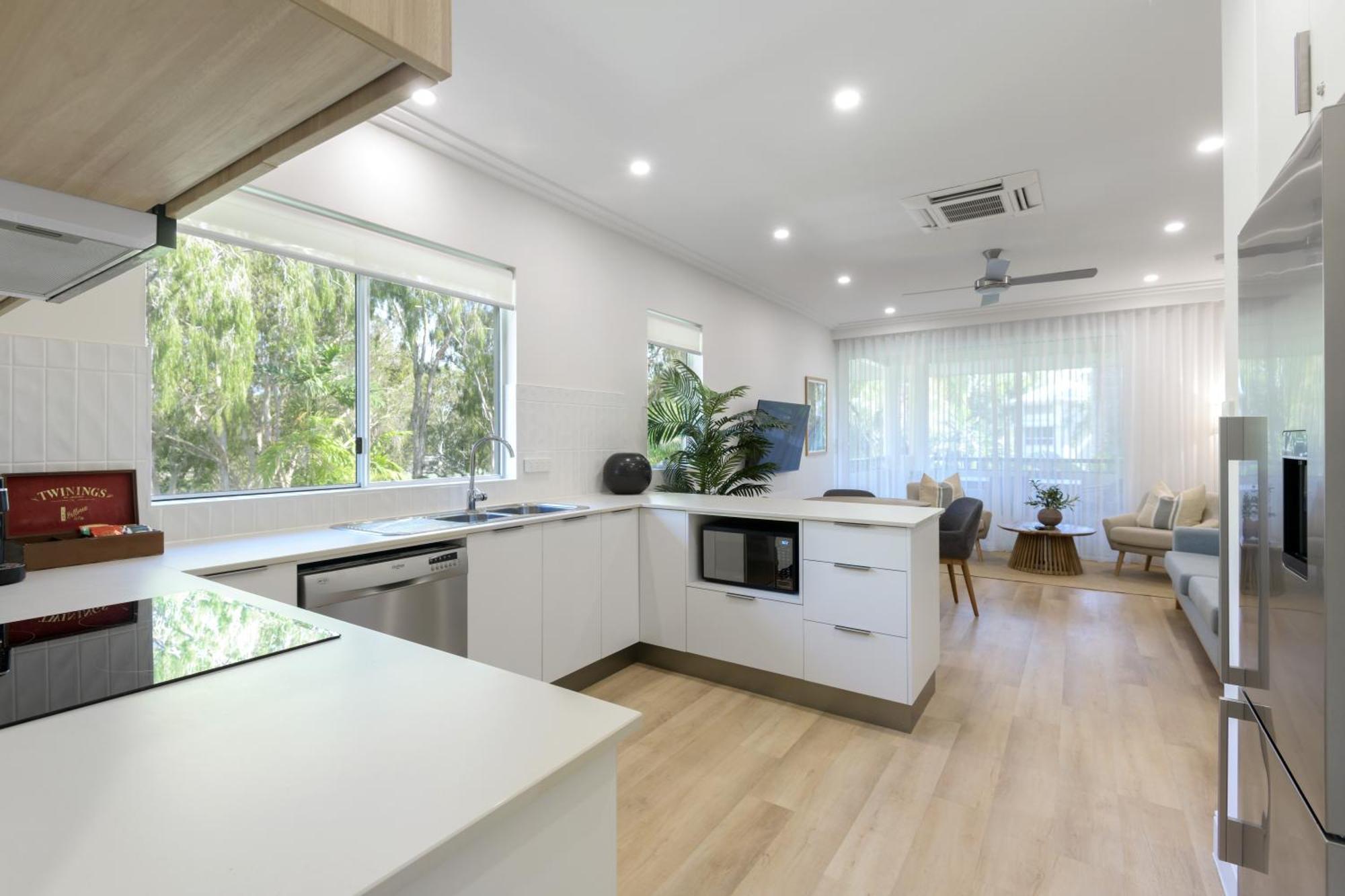 Mandalay Luxury Beachfront apartamentos Port Douglas Exterior foto