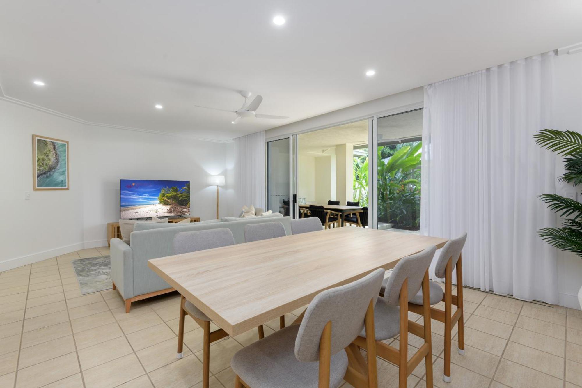 Mandalay Luxury Beachfront apartamentos Port Douglas Exterior foto