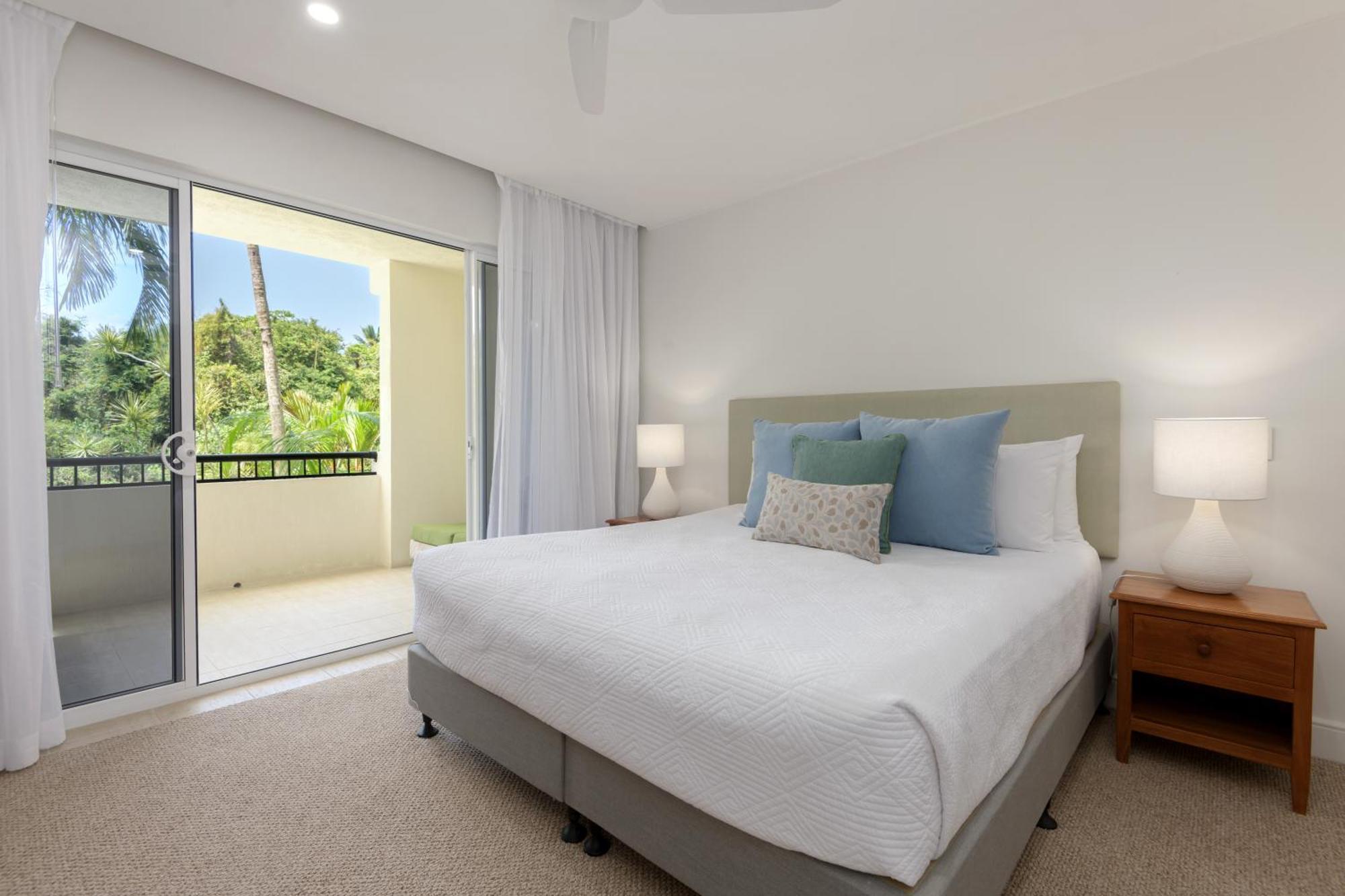 Mandalay Luxury Beachfront apartamentos Port Douglas Exterior foto