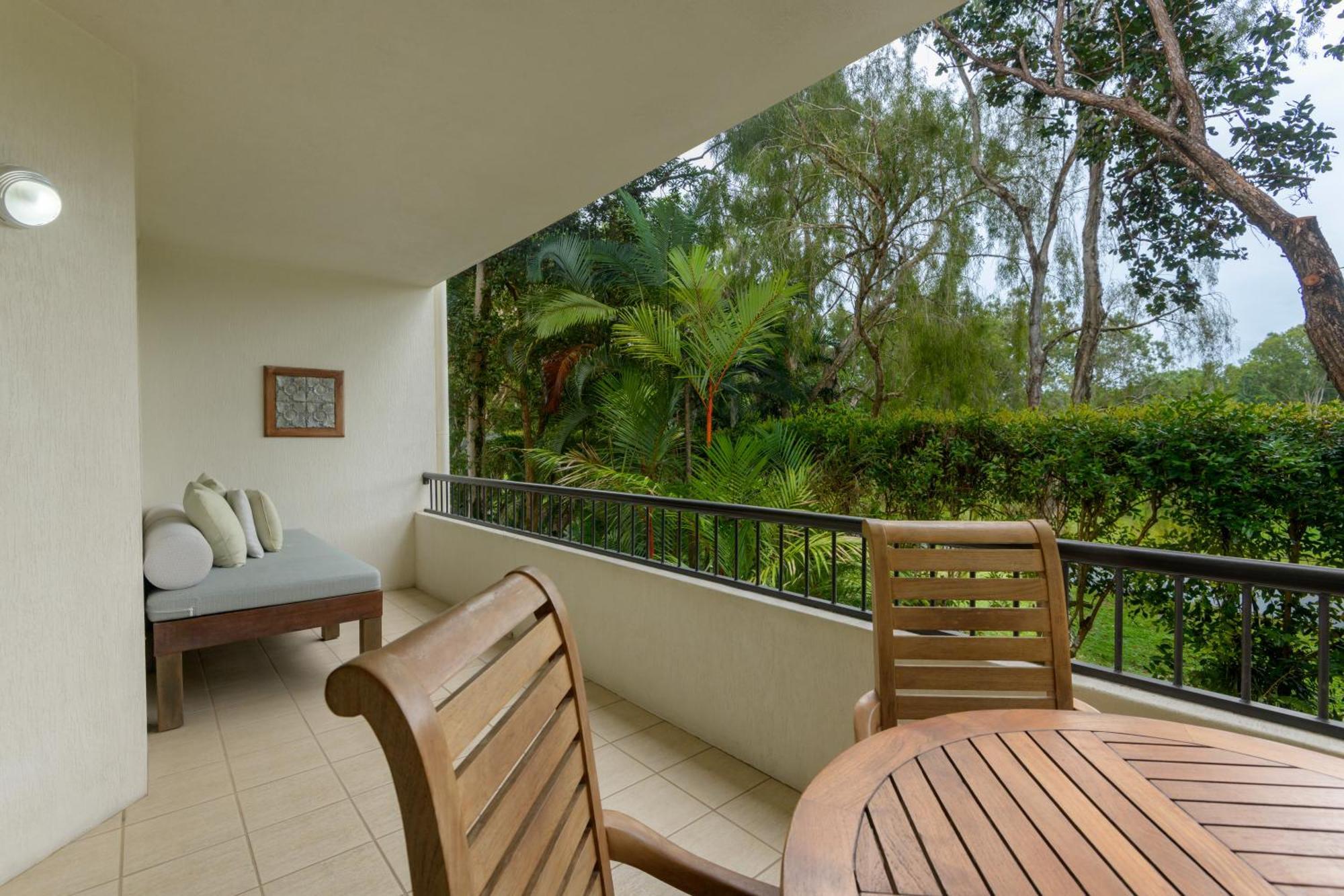 Mandalay Luxury Beachfront apartamentos Port Douglas Exterior foto
